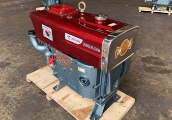 Máy Nổ Dầu Hiệu Changlifa S1100