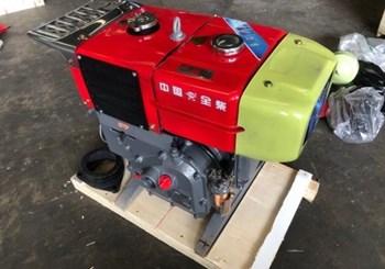 Máy Nổ Dầu Hiệu Quantrai 185NL (D9 Gió Đèn)