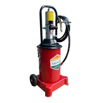 Máy Bơm Mỡ Dùng Khí Nén NAKAWA BM-15L