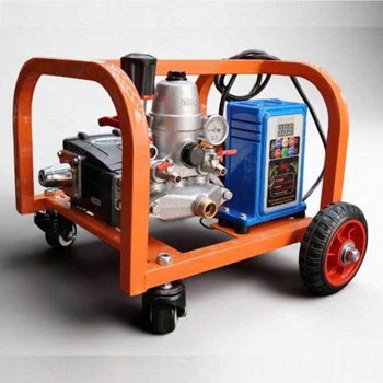 Máy Phun Xịt Thuốc Sâu Điện 220V Reload 7525E