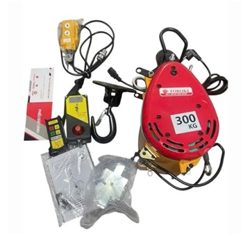 Máy Tời Treo 1700W Toboki TK-300 Có Điều Khiển Từ Xa Tốc Nhanh 