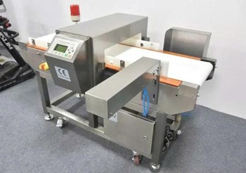 Máy dò kim loại tự động điều chỉnh độ nhạy băng tải có chức năng loại bỏ vật phẩm lỗi 