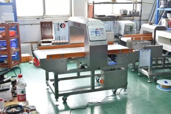 Máy dò kim loại nhôm màu công nghiệp Trung Quốc dùng trong ngành thực phẩm  
