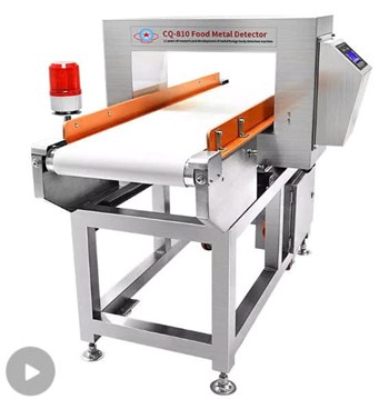 Máy dò kim loại thực phẩm tự động điều chỉnh độ nhạy dành cho pho mát 