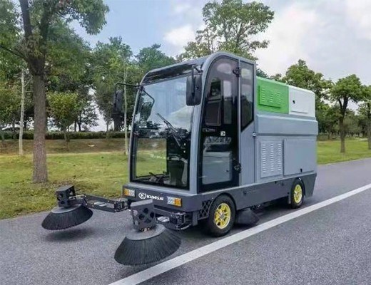 xe quet rac cong nghiep ngoi lai kumisai kms 210 hinh 1