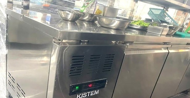 ban mat 3 canh inox kistem kis-xft17r quat gio hinh 1