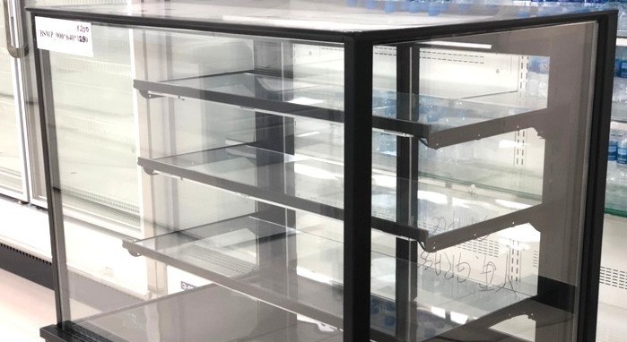 tủ bánh kem kính vuông opo bsmp 900 - 0.9m hình 1 tu banh kem kinh vuong opo bsmp 900 - 0.9m hinh 1