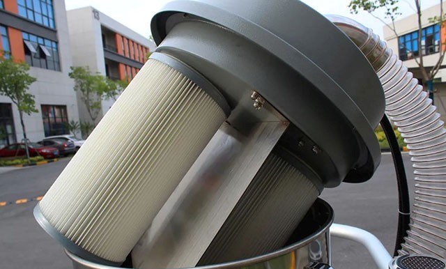 may hut bui chuyen dung kumisai kms 300 hinh 3