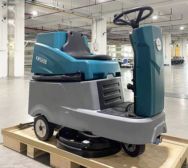 may cha san cong nghiep ngoi lai kumisai kms 60b hinh 0