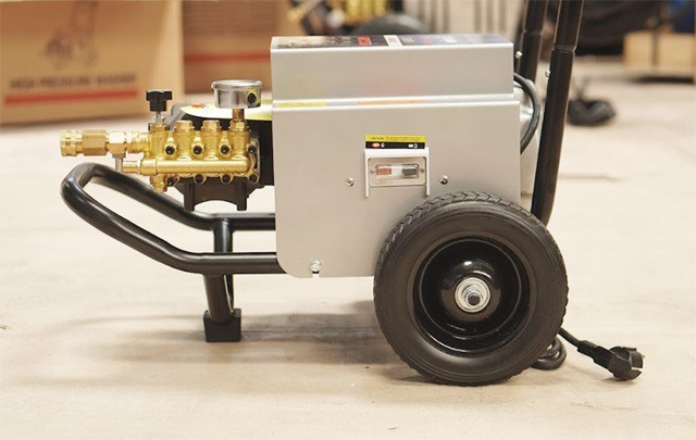 may nen rua xe cong nghiep kumisai 80/2.2 hinh 1