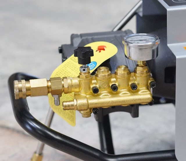 may bom nuoc rua xe palada 80/2.2 hinh 4