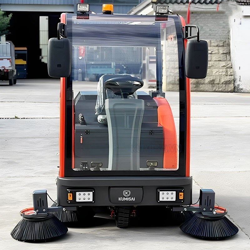 xe quet nha xuong kumisai kms-1900 hinh 0