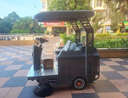xe quet rac ngoi lai kumisai kms 160e hinh 0