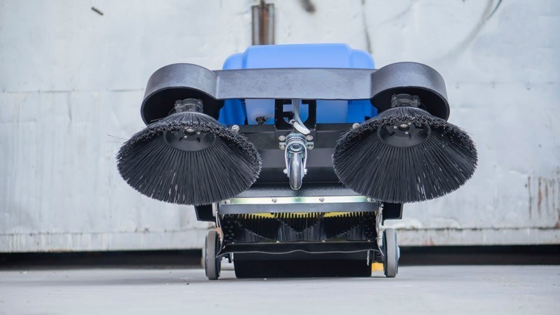 may quet rac day tay chay ac quy kumisai kms 690 hinh 1