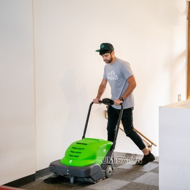 xe quet duong hut bui duong day tay ipc 464 hinh 0