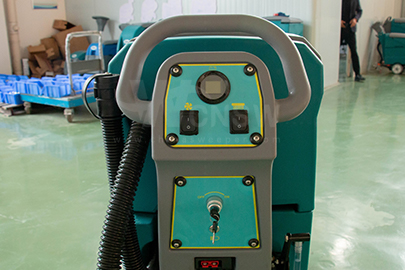 máy chà sàn công nghiệp wcnsw or-v5 hình 1 may cha san cong nghiep wcnsw or-v5 hinh 1