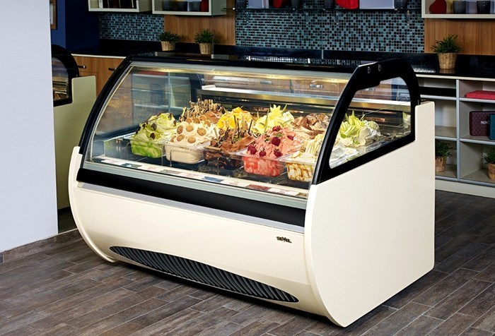 tu trung bay kem kinh cong troy hinh 0