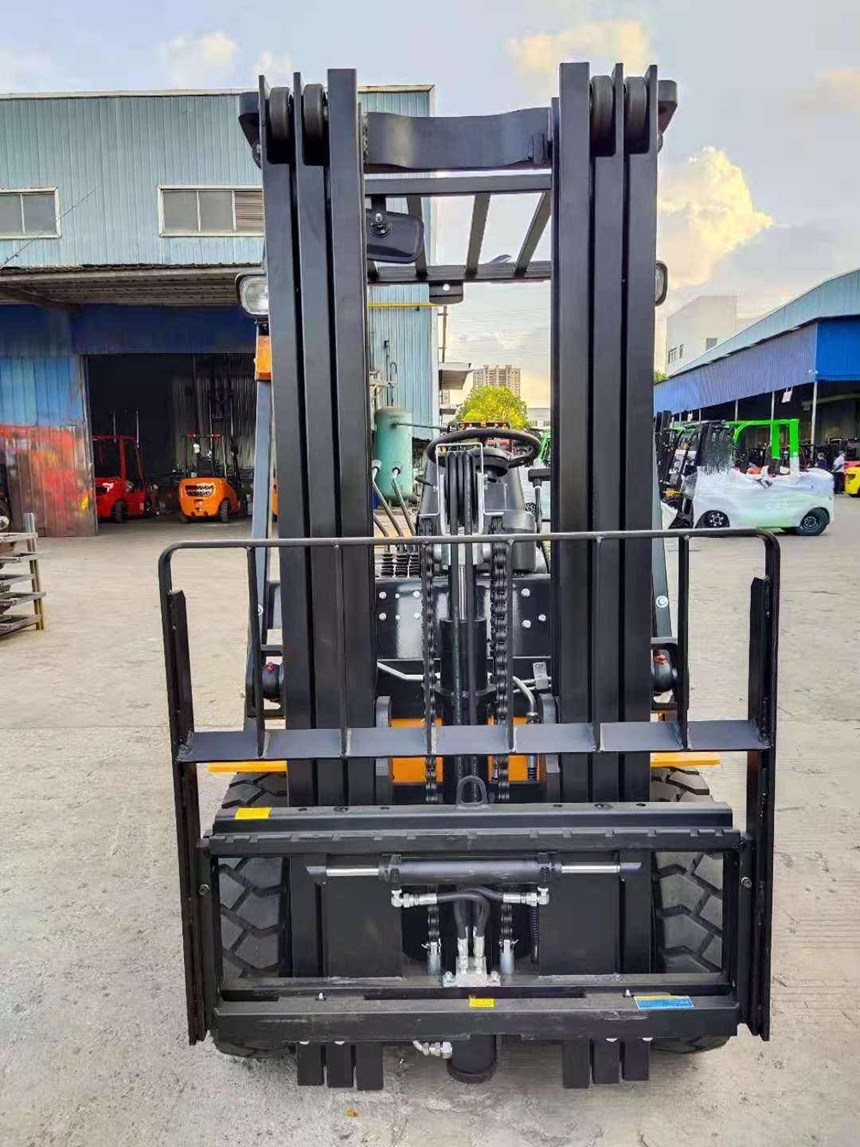 xe nang dau 2.5 tan kusami ksm25t hinh 1