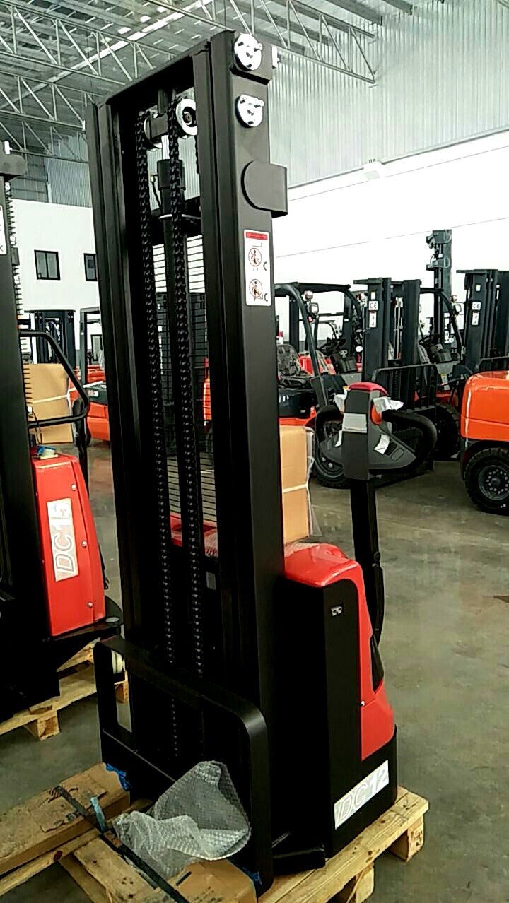 xe nang pallet dien– tai trong 1200kg, chieu cao nang 1,6m – 3,5m kusmai ksm-12aj hinh 1