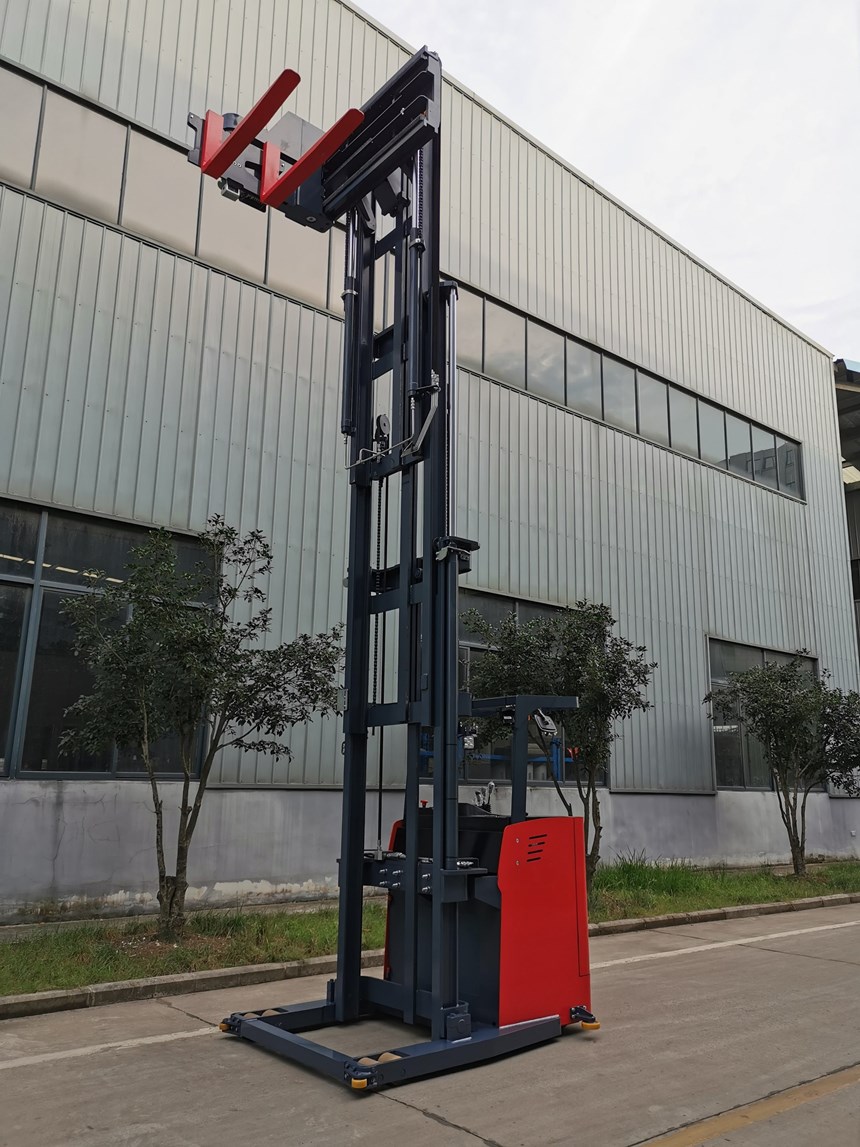 xe nang 3 chieu kusami ksm-15cq cho loi di hep hinh 1