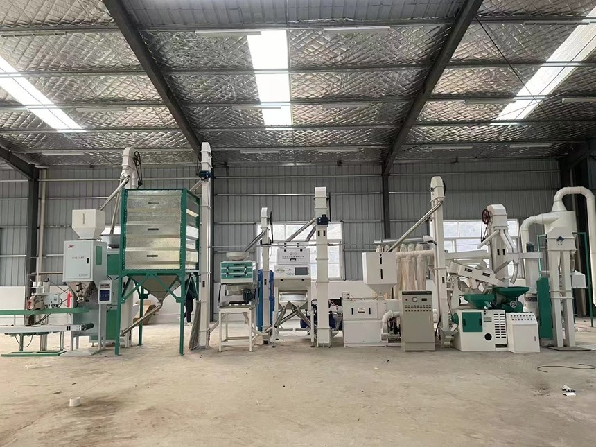 day chuyen may xay xat gao tu dong 30-40 tan/ngay ctnm15-20 hinh 0