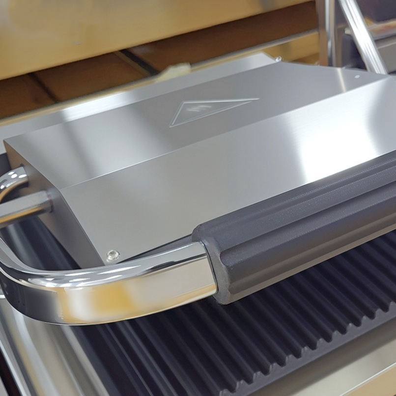 lo nuong banh mi kep jieguan ec-813 hinh 1