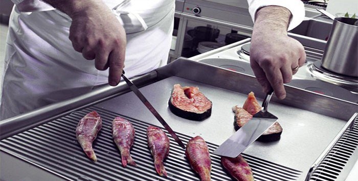 bep chien nua phang nua nham dung gas berjaya gg2bhr-17 hinh 2