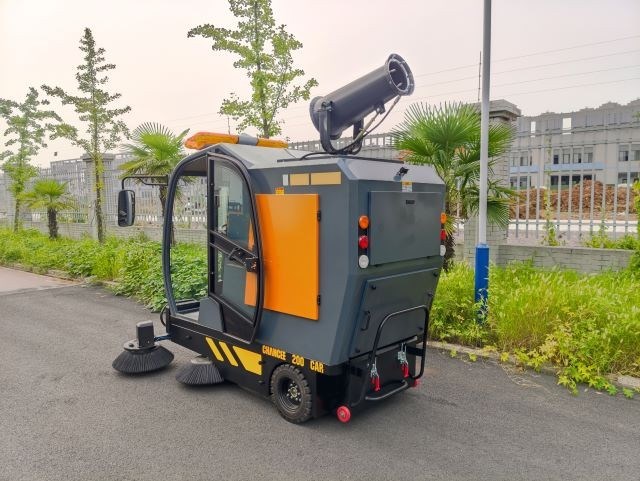 xe quet rac hut bui ngoi lai cabin kin chancee u200car hinh 0