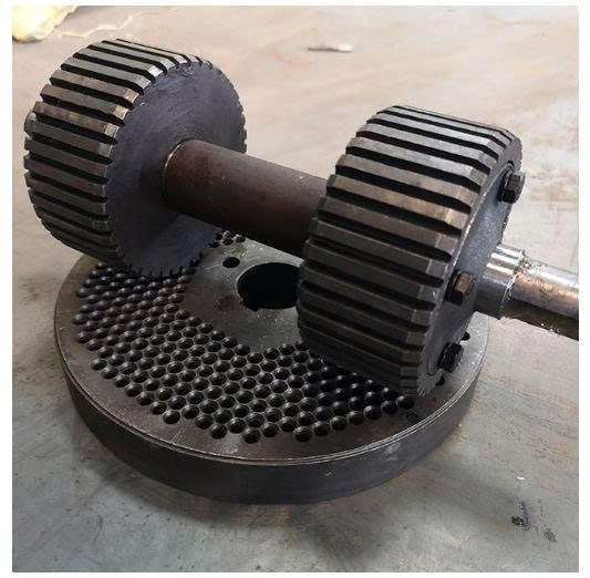 may ep cam vien truc lien scm 150 plus da dang luoi ep  hinh 1