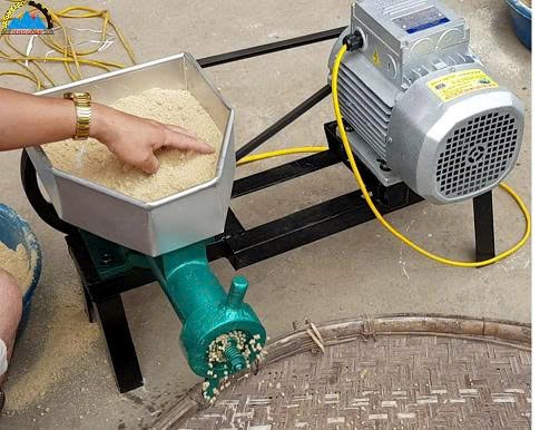 may ep cam vien co dau cat hinh 1