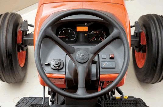 may keo kubota m6040su hinh 3