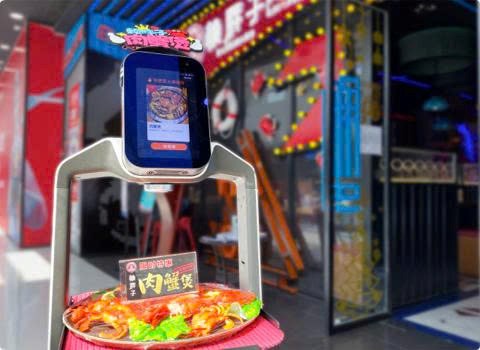 robot giao hang ai luckibot hinh 6