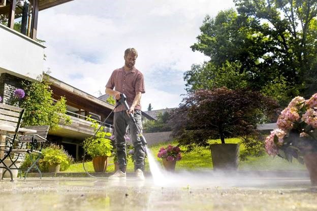 may phun rua ap luc cao karcher k 4 premium hinh 1