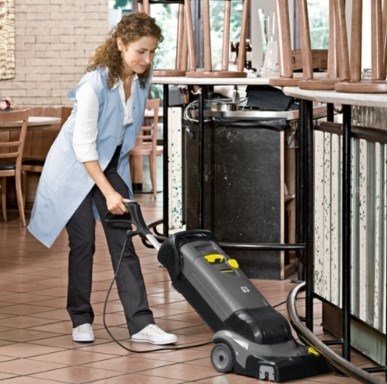  may cha san lien hop karcher br 30/4 c adv hinh 2