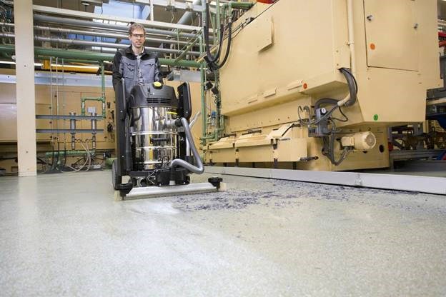 may hut bui cong nghiep karcher ivc 60/24-2 ap hinh 1