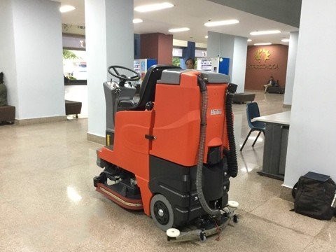 may cha san ngoi lai scrubmaster b175r hinh 0