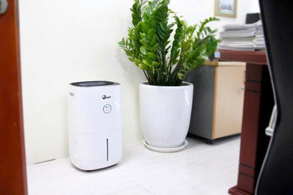 may hut am fujie hm-920en cong suat 20 lit/ngay hinh 0