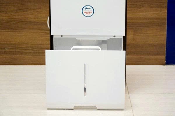 may hut am fujie hm-930ec new version cong suat 35 lit/ngay hinh 3