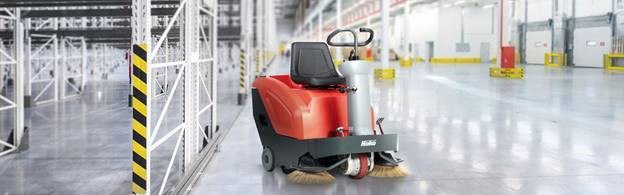 xe quet rac ngoi lai sweepmaster b800 r hinh 0