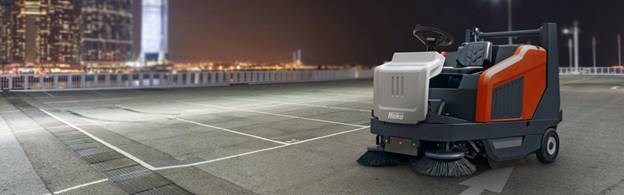 xe quet rac ngoi lai sweepmaster 1500 rh hinh 0
