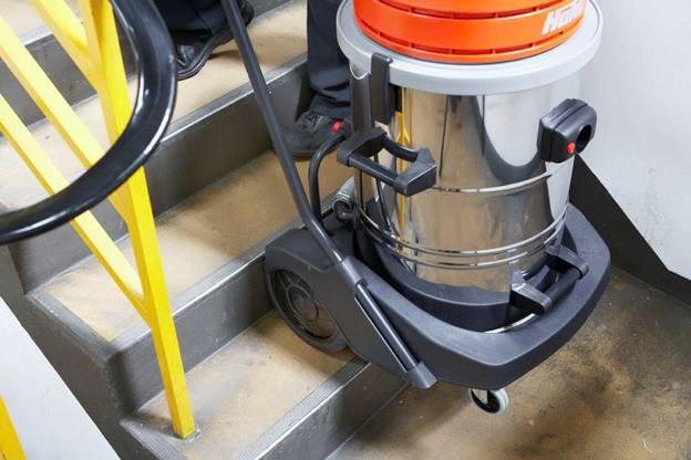 may hut bui hako cleanserv vl3-70 hinh 1